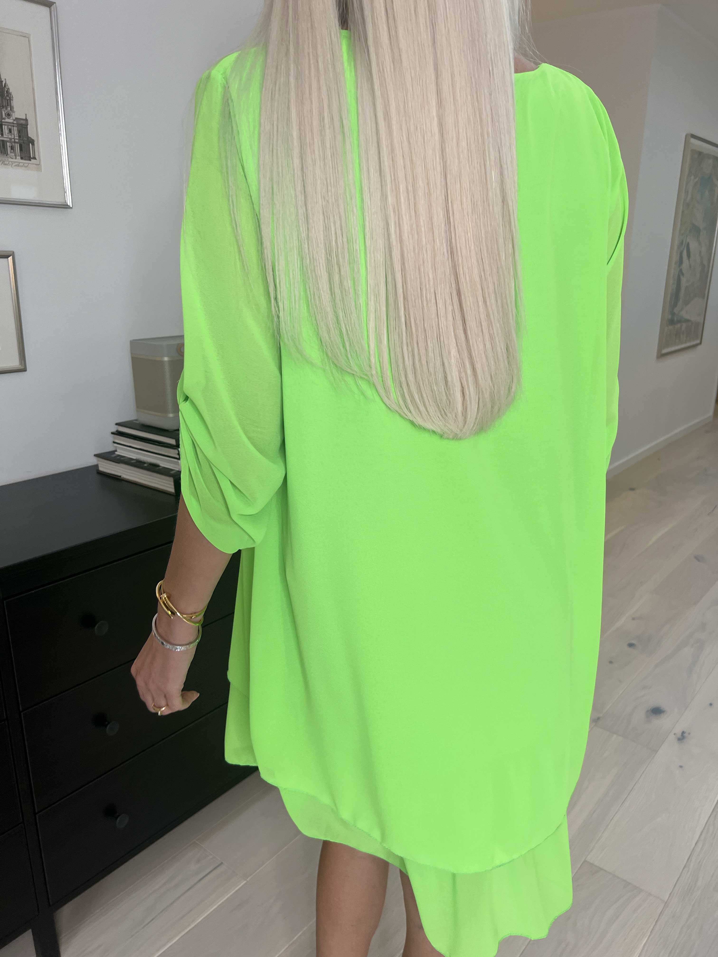 Jill - Chiffon tunikakjole med viskose underkjole